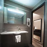 Central Hotel 3*