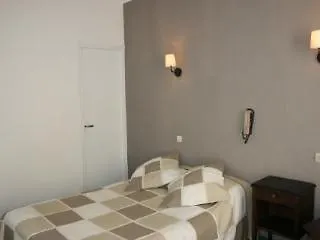 中央酒店 3*