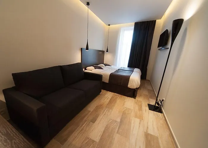 ホテル Central Hotel