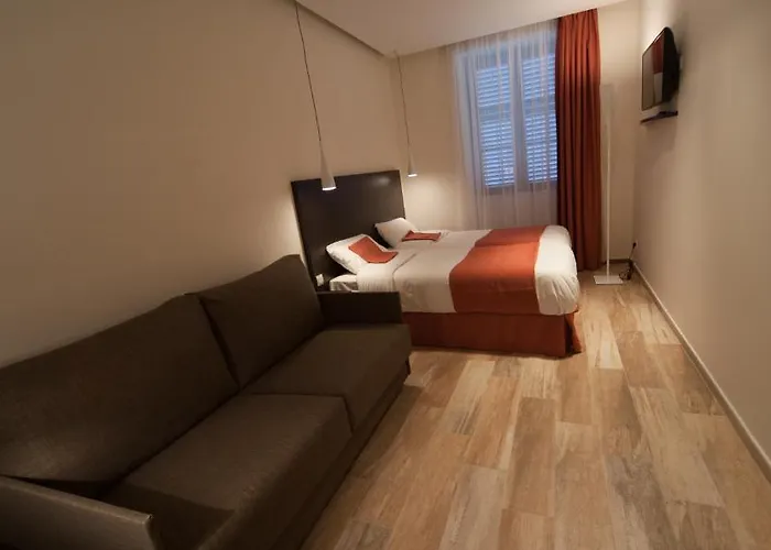 Central Hotel ホテル